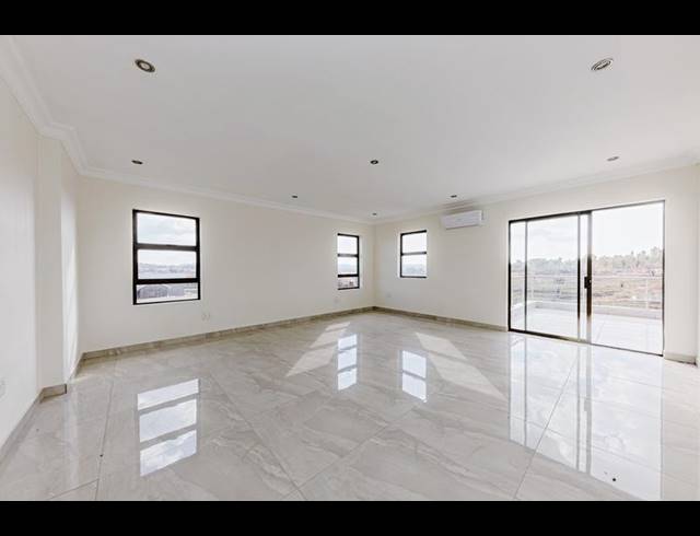 4 BEDROOM HOUSE FOR SALE IN LANSERIA